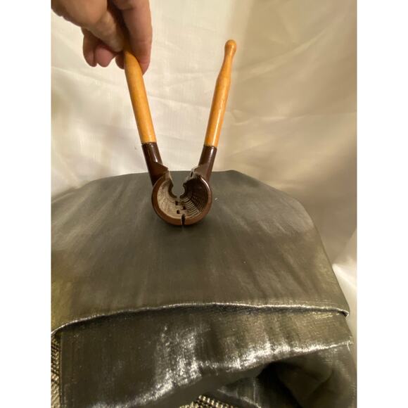 Set of 3 Vintage Nut Cracker Tools All Different, vice, screw and classic VGUC - Picture 7 of 16